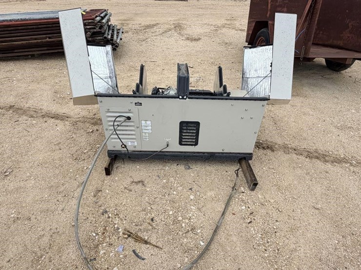 l3---champion-generator-image-12