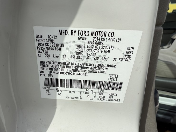 2012-ford-escape-image-10