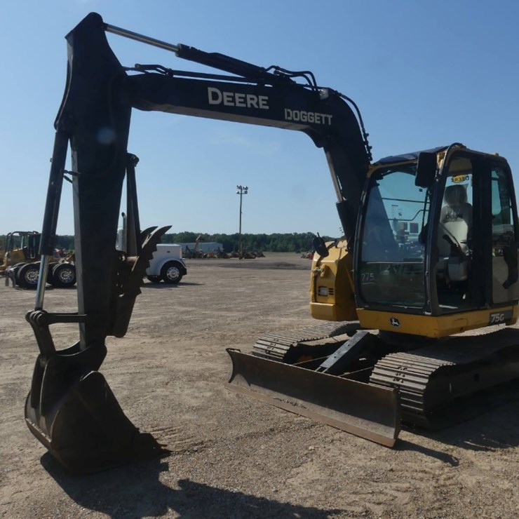 2017 DEERE 75G