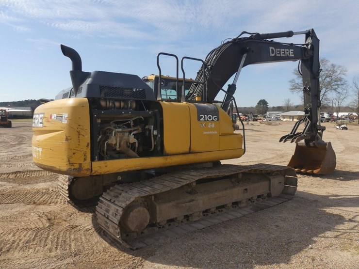 2019-deere-210g-image-3