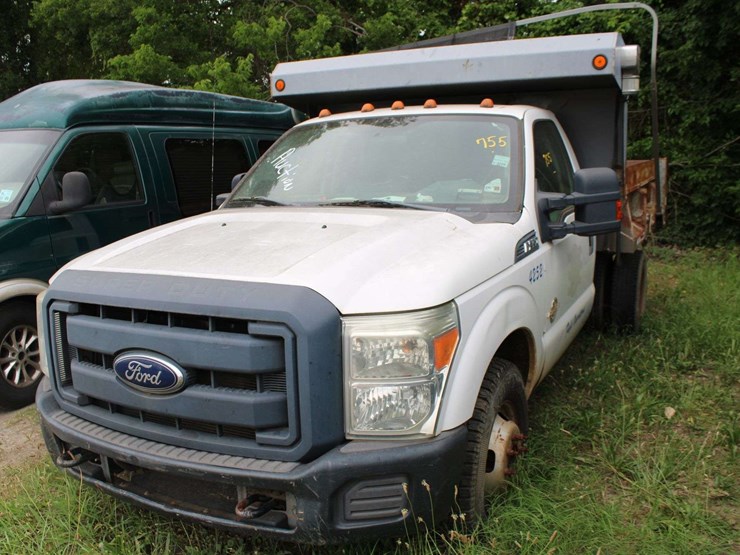 2012-ford-f350-image-11