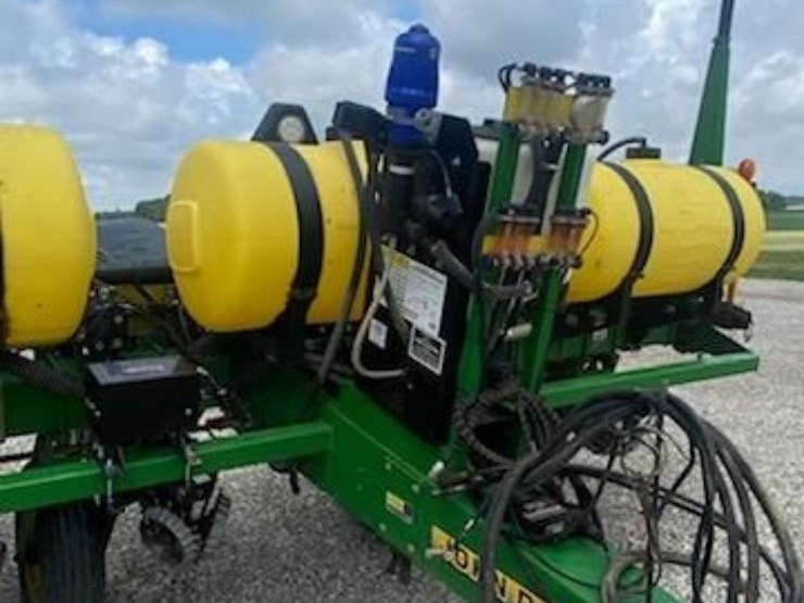 john-deere-1750-image-8