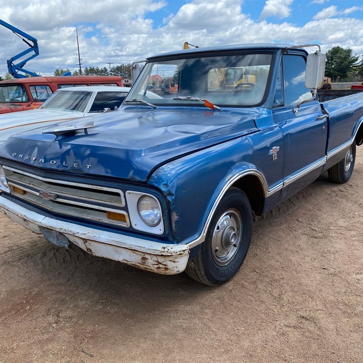 1967 CHEVROLET C10