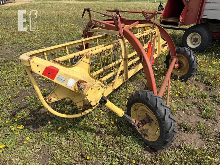 new-holland-256-image-2