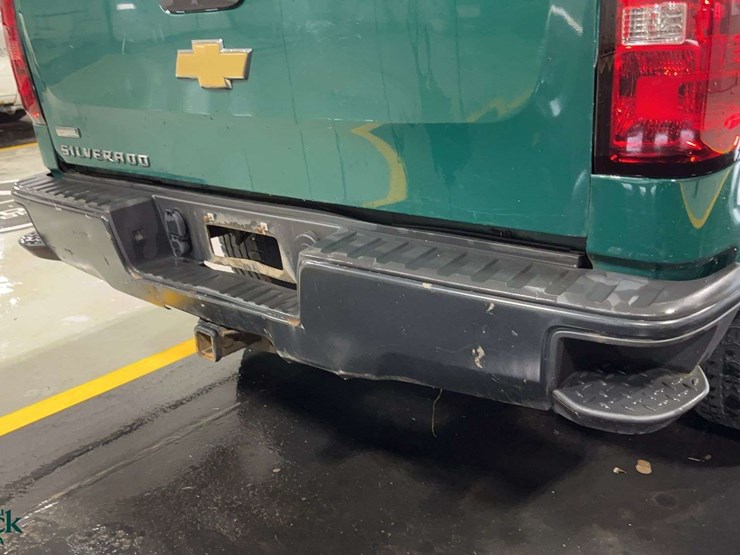 2018-chevrolet-silverado-1500-image-32
