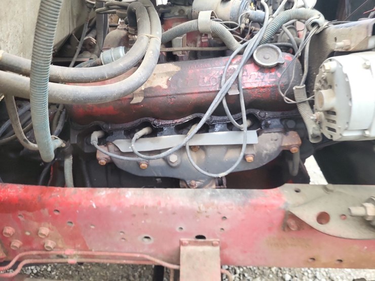 1982-international-1754-single-axle-grain-truck-image-70
