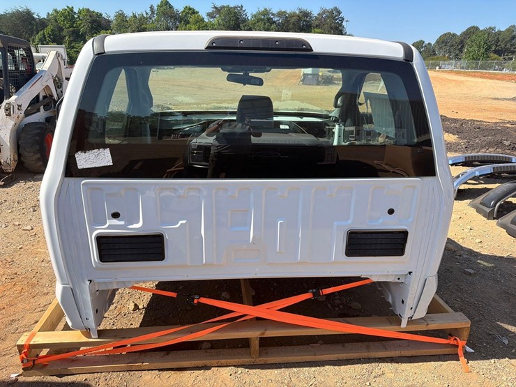2024-ford-f550-image-3