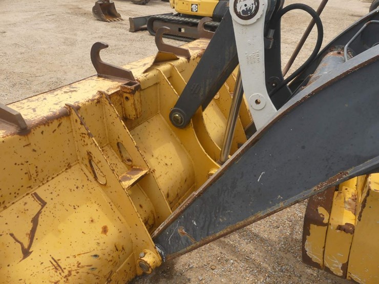deere-410j-image-9