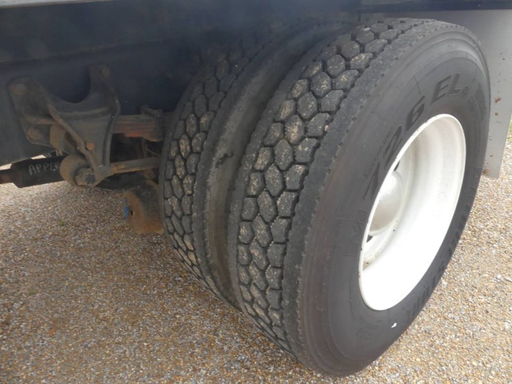 2012-international-durastar-4300-image-5