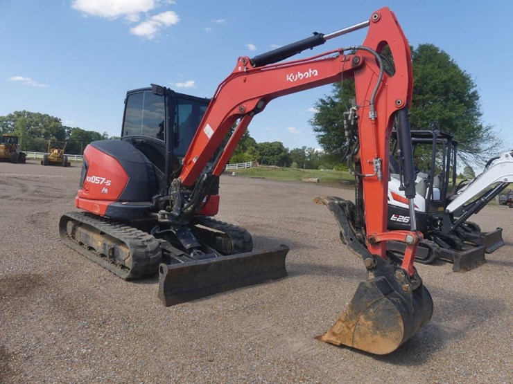 2021-kubota-kx057-5-image-2