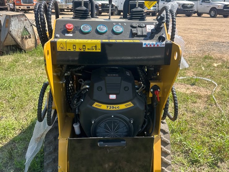 #20692-•-new-agt-mx-crt23-mini-skid-steer-image-5