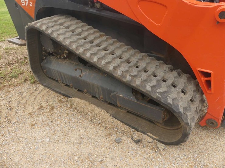 2023-kubota-svl97-2-image-7