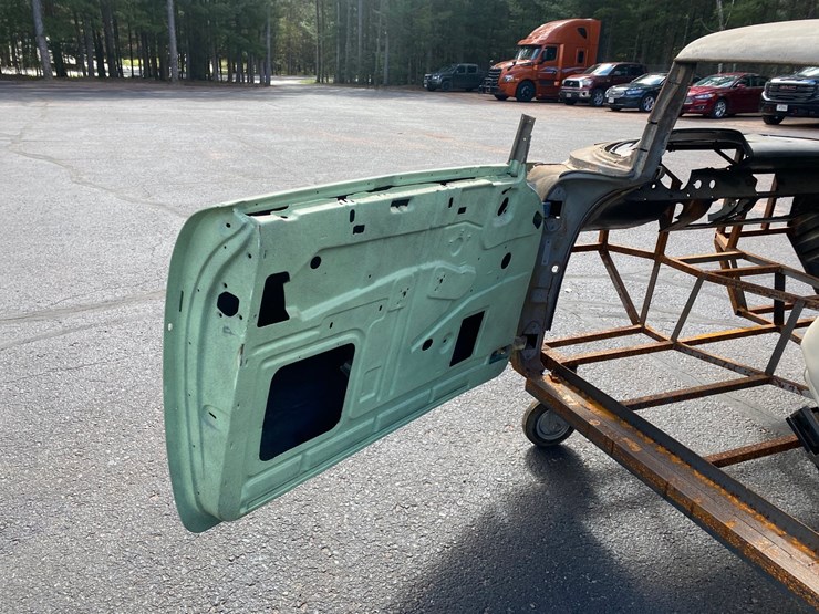 #110-•-1957-chevy-belair-2-door-hardtop-body-parts-(no-title)-(schofield,-wi)-image-23