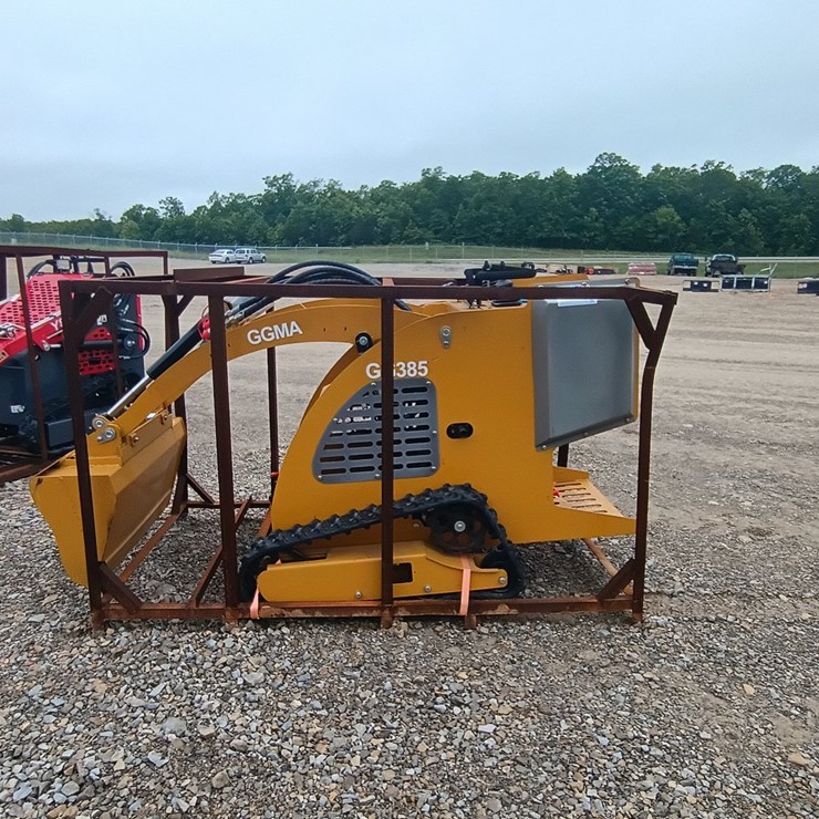#24712 • 2025 GGMA GG385 Mini Skid Steer