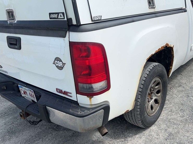 2013-gmc-sierra-1500-image-26