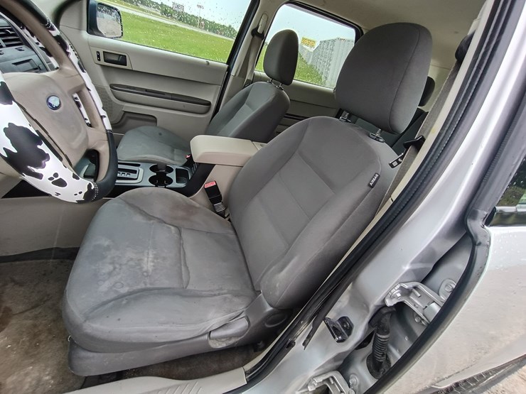 2008-ford-escape-image-29
