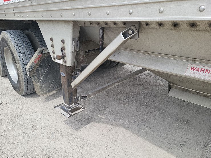 2014-timtpe-tandem-axle-semi-hopper-trailer-image-41