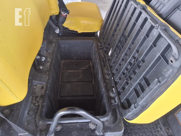 2022-john-deere-gator-xuv-835e-image-15