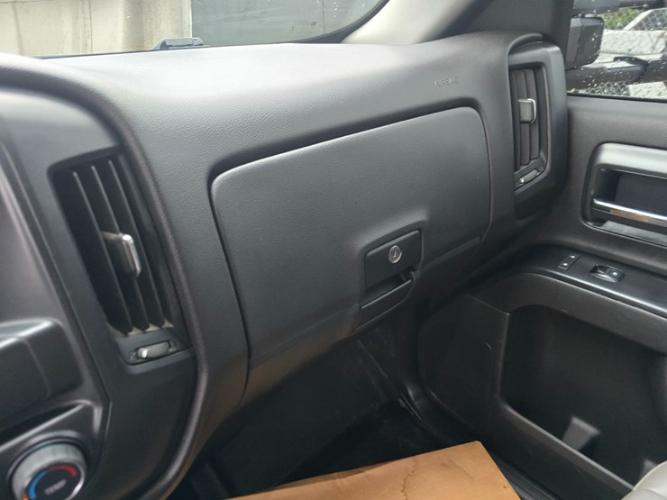2021-chevrolet-silverado-6500hd-image-63