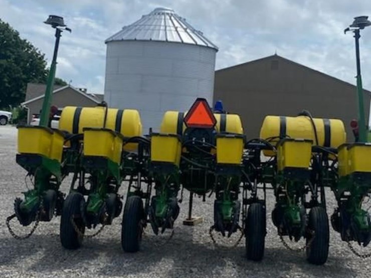john-deere-1750-image-6