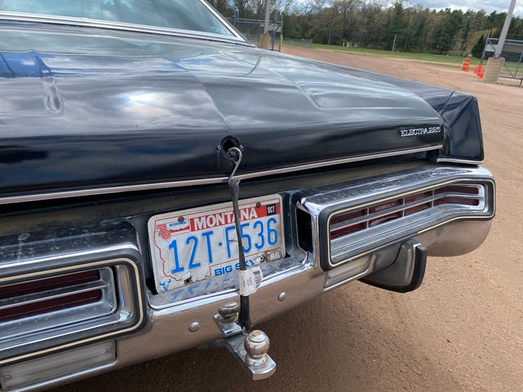 #132-•-1973-buick-electra-225-(title-in-delay)-(nitke-yard-mosinee,-wi)-image-26