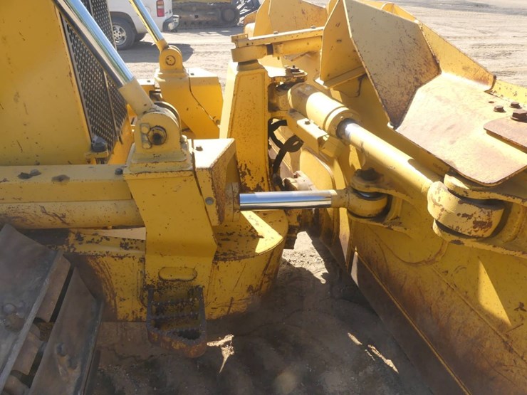 2019-komatsu-d65pxi-18-image-10