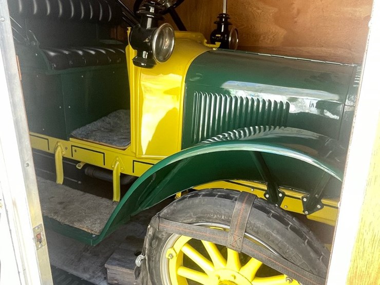 #100-•-1919-republic-truck-(has-wi-title)-(turtle-lake,-wi)-image-1