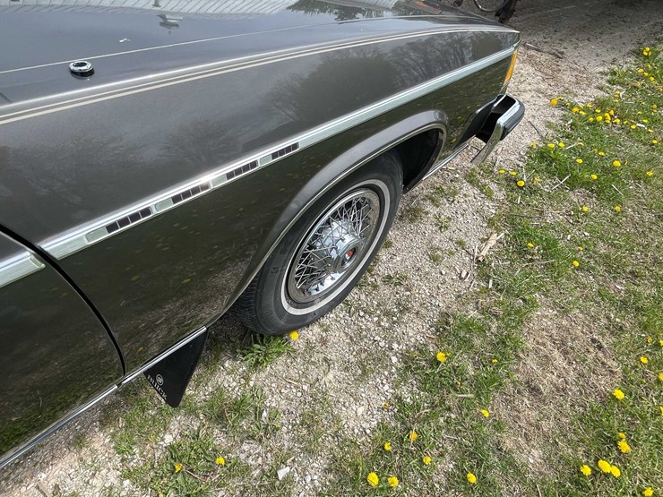 #140-•-1983-buick-park-avenue-(title-in-delay)-(kaukauna,-wi)-image-43