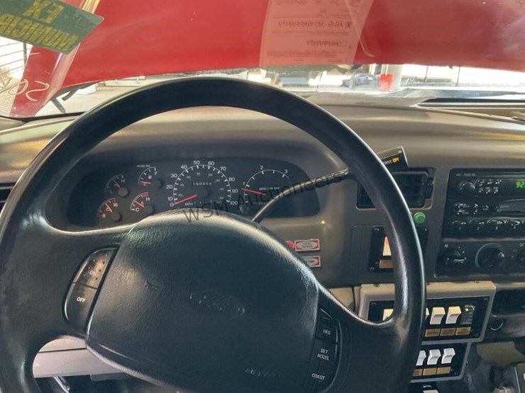 2001-ford-f550-image-17