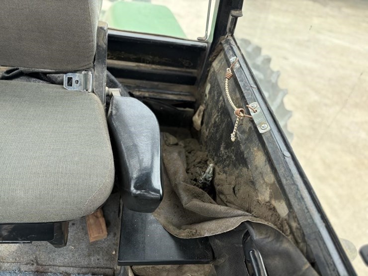 john-deere-8630-image-21