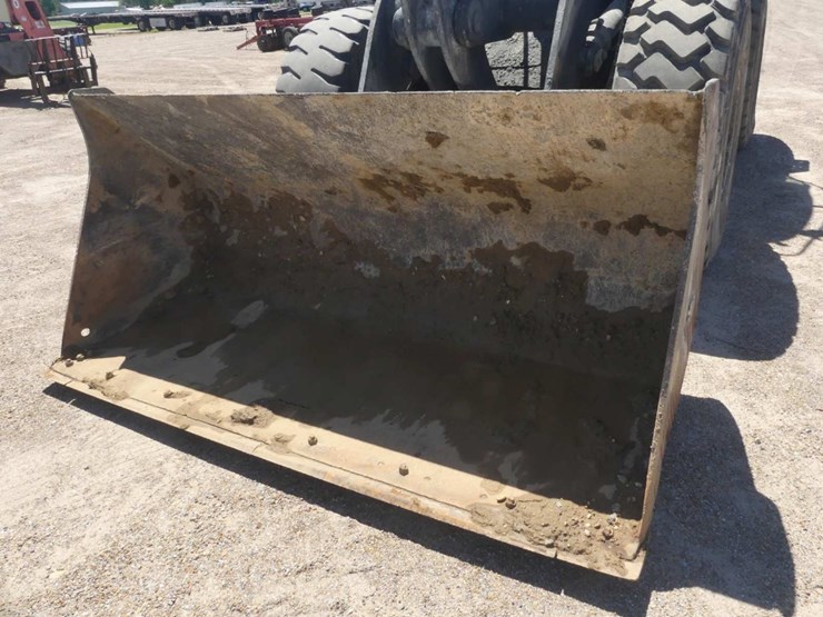 deere-524k-image-9