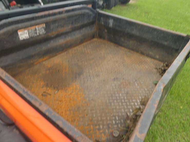 2021-kubota-rtv520-image-5