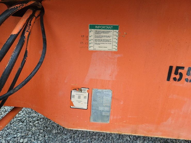 2000-jlg-600s-image-23