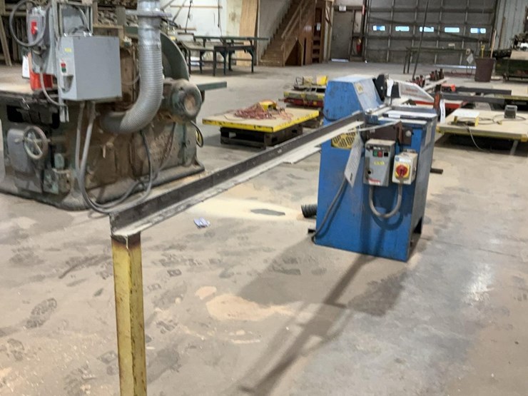 #142-•-precision-chop-saw-image-1