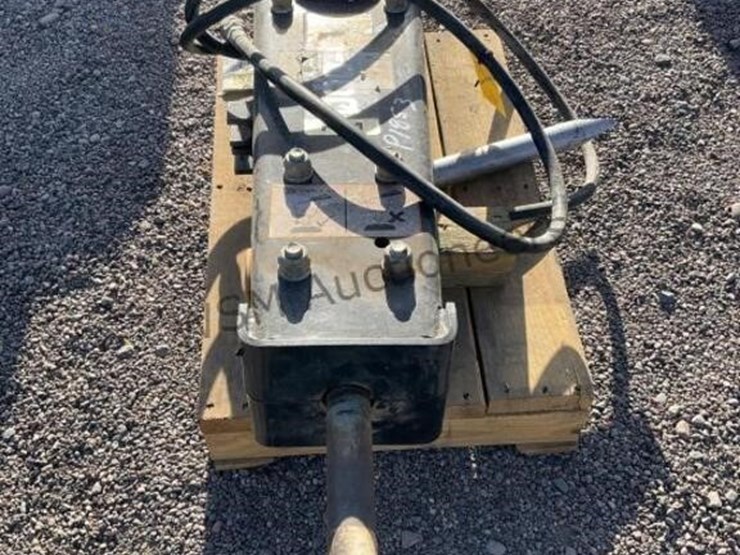 jcb-100q-hydraulic-hammer-for-excavator-image-5