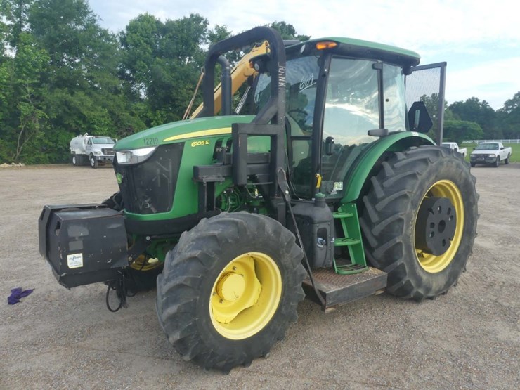 john-deere-6105e-image-1