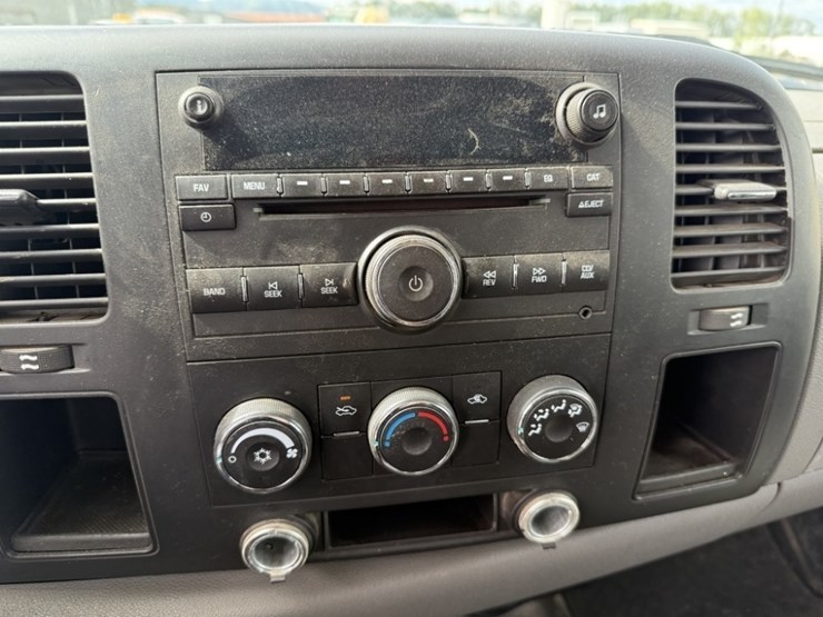 2008-chevrolet-silverado-1500-image-27