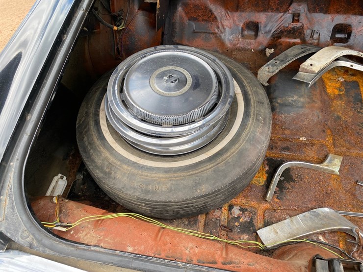 #132-•-1973-buick-electra-225-(title-in-delay)-(nitke-yard-mosinee,-wi)-image-55