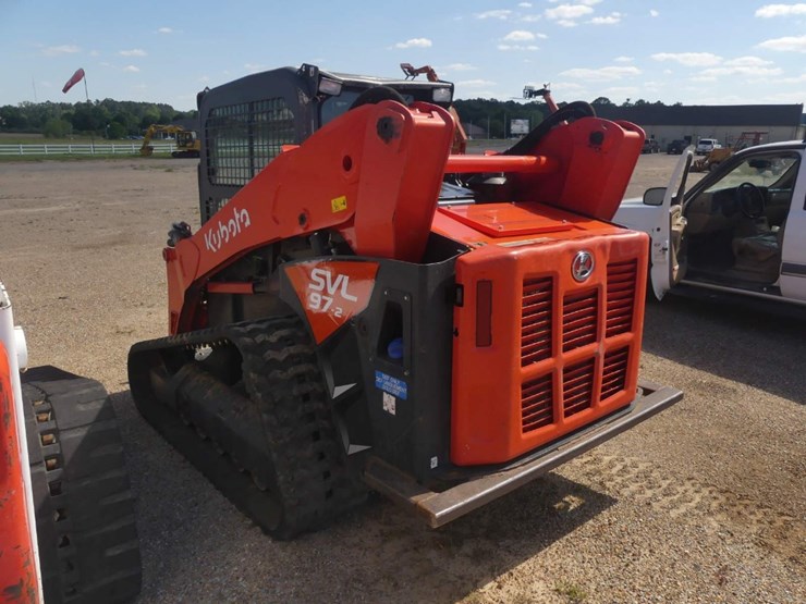 2023-kubota-svl97-2-image-4