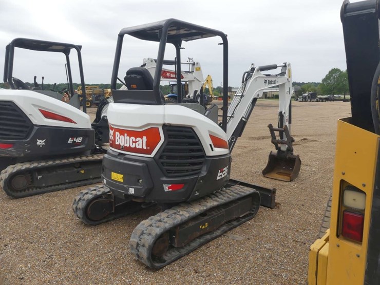 2022-bobcat-e26-image-3