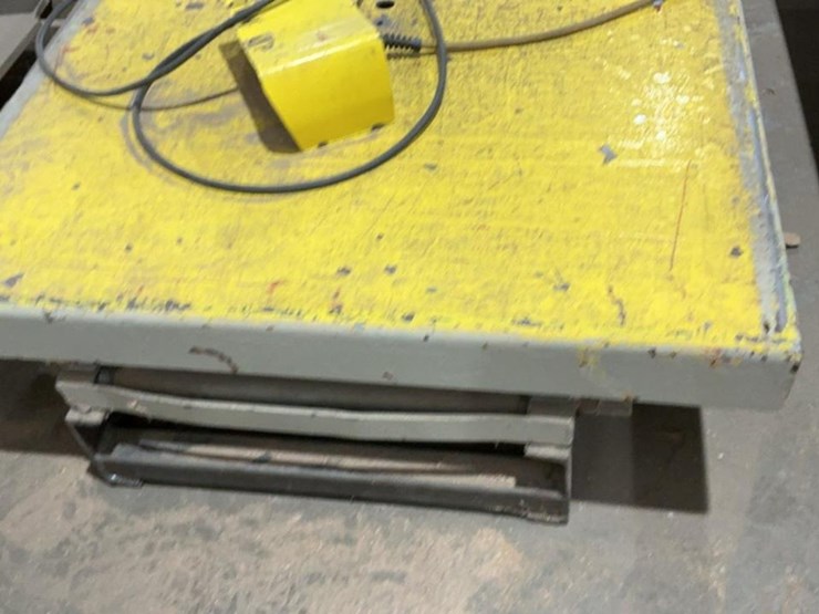 #159-•-scissor-lift-image-7