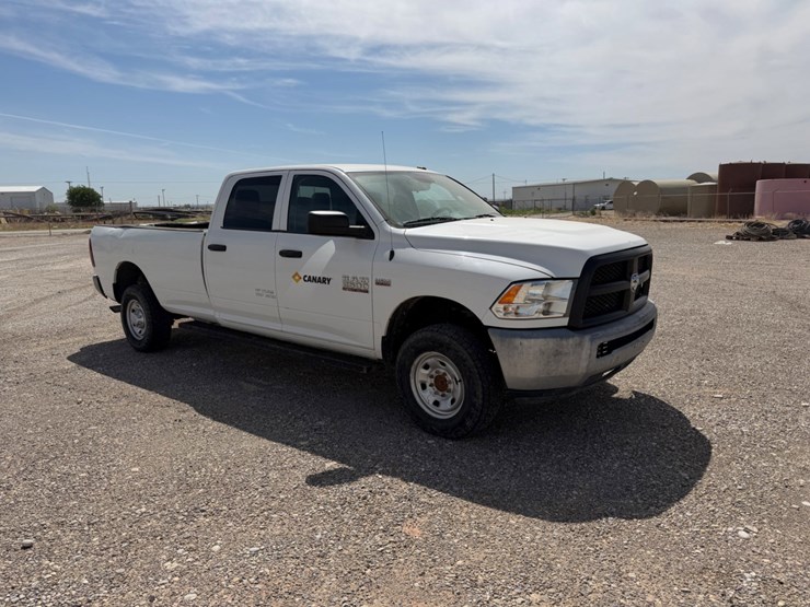 2015-ram-2500-hd-image-3