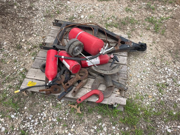 #40233-•-lot-of-fire-extinguishers,-trailer-tongue,-and-misc-image-1