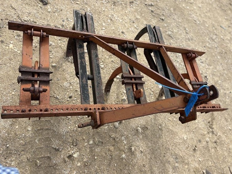 l3---5'-chisel-plow-image-5