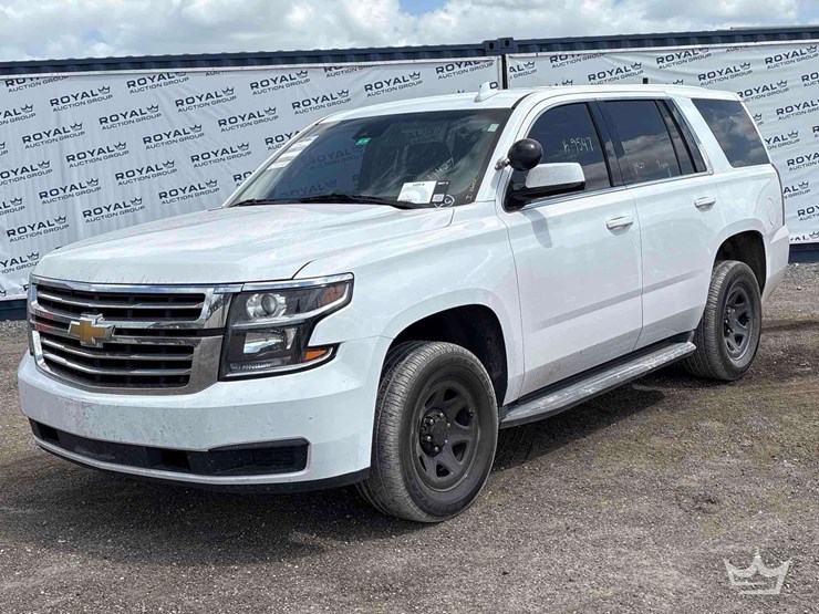 2020-chevrolet-tahoe-image-1