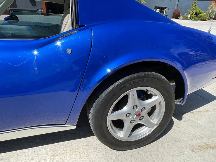 #134-•-1977-chevy-corvette-(has-wi-title)-(waupun,-wi)-image-12