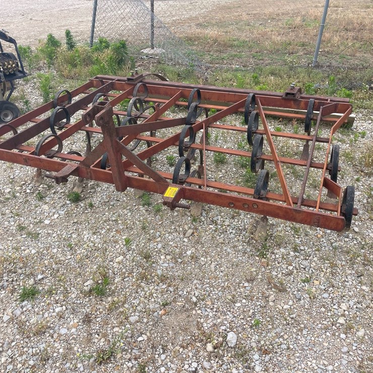 #40225 • 7' Field Cultivator