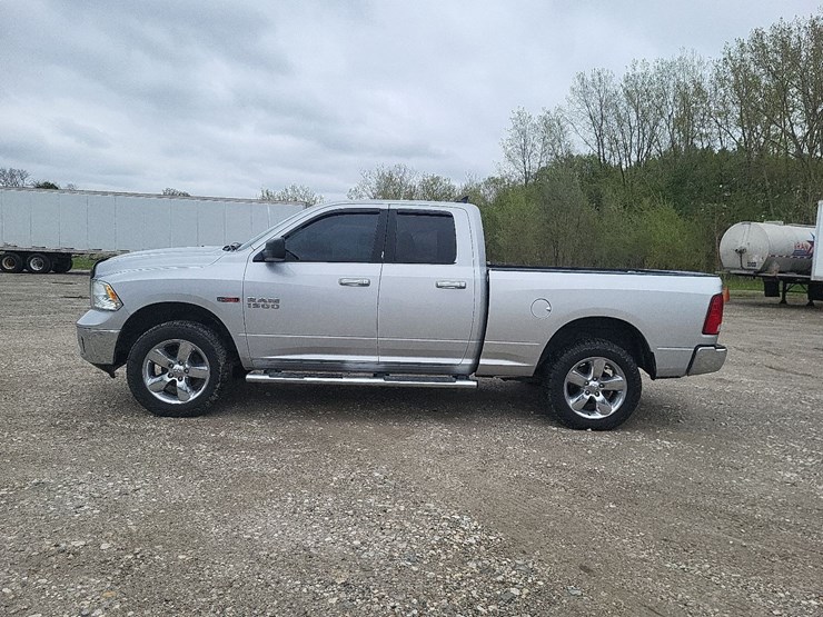 2014-dodge-1500-image-2