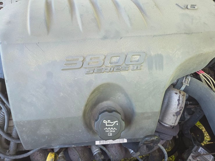 2003-pontiac-bonneville-sle-car-image-40