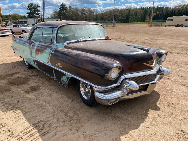 #109-•-1956-cadillac-de-ville-sedan-(title-in-delay)-(nitke-yard-mosinee,-wi)-image-3